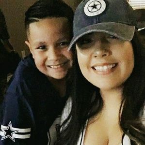 Meet your Posher, Lydia